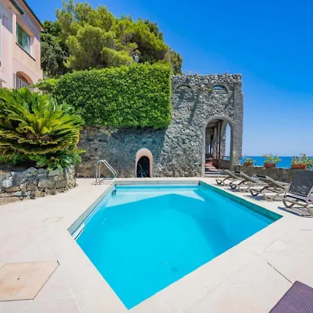 Villa Luna Albisola Superiore