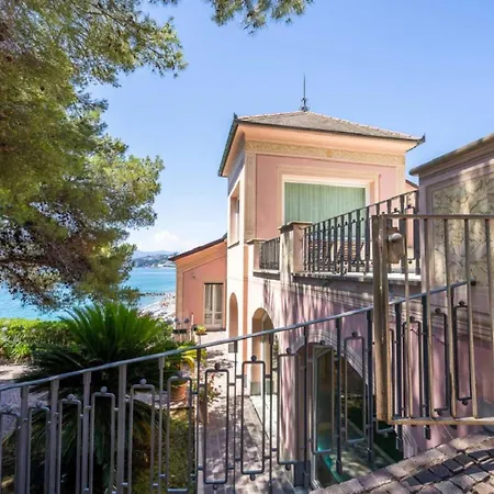 Villa Luna Albisola Superiore